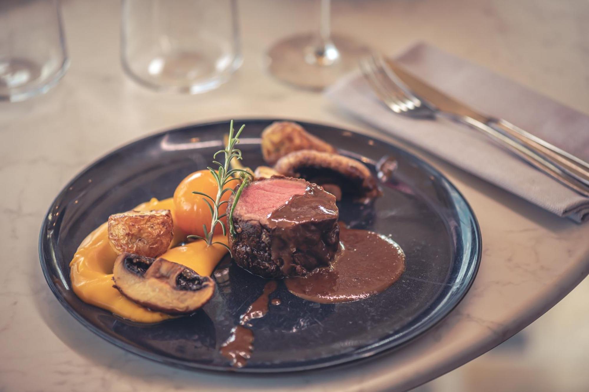 Logis Hotel Restaurant Le Plantevin Propiac Kültér fotó