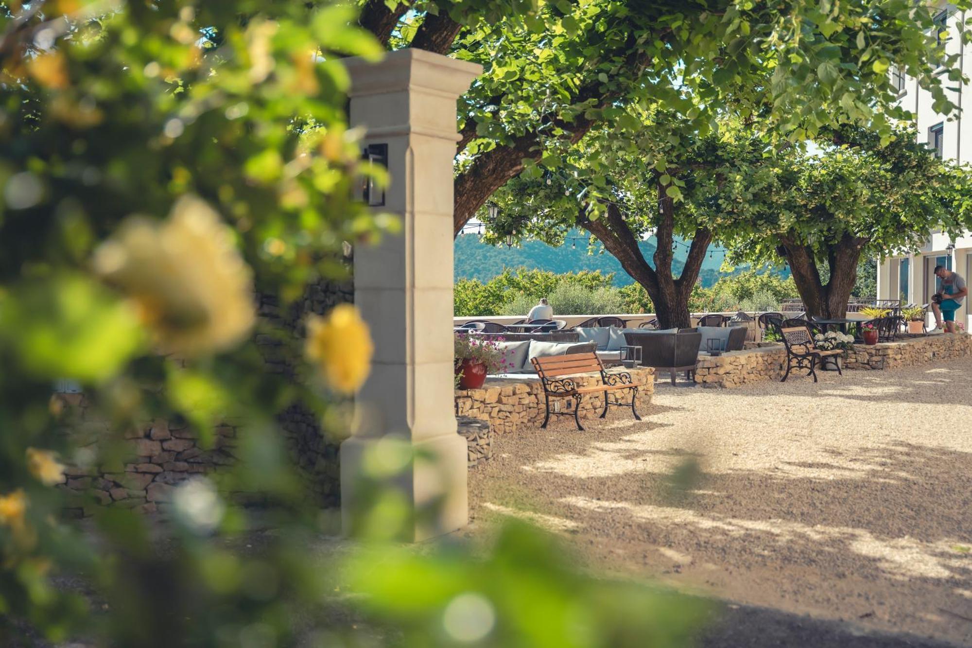 Logis Hotel Restaurant Le Plantevin Propiac Kültér fotó