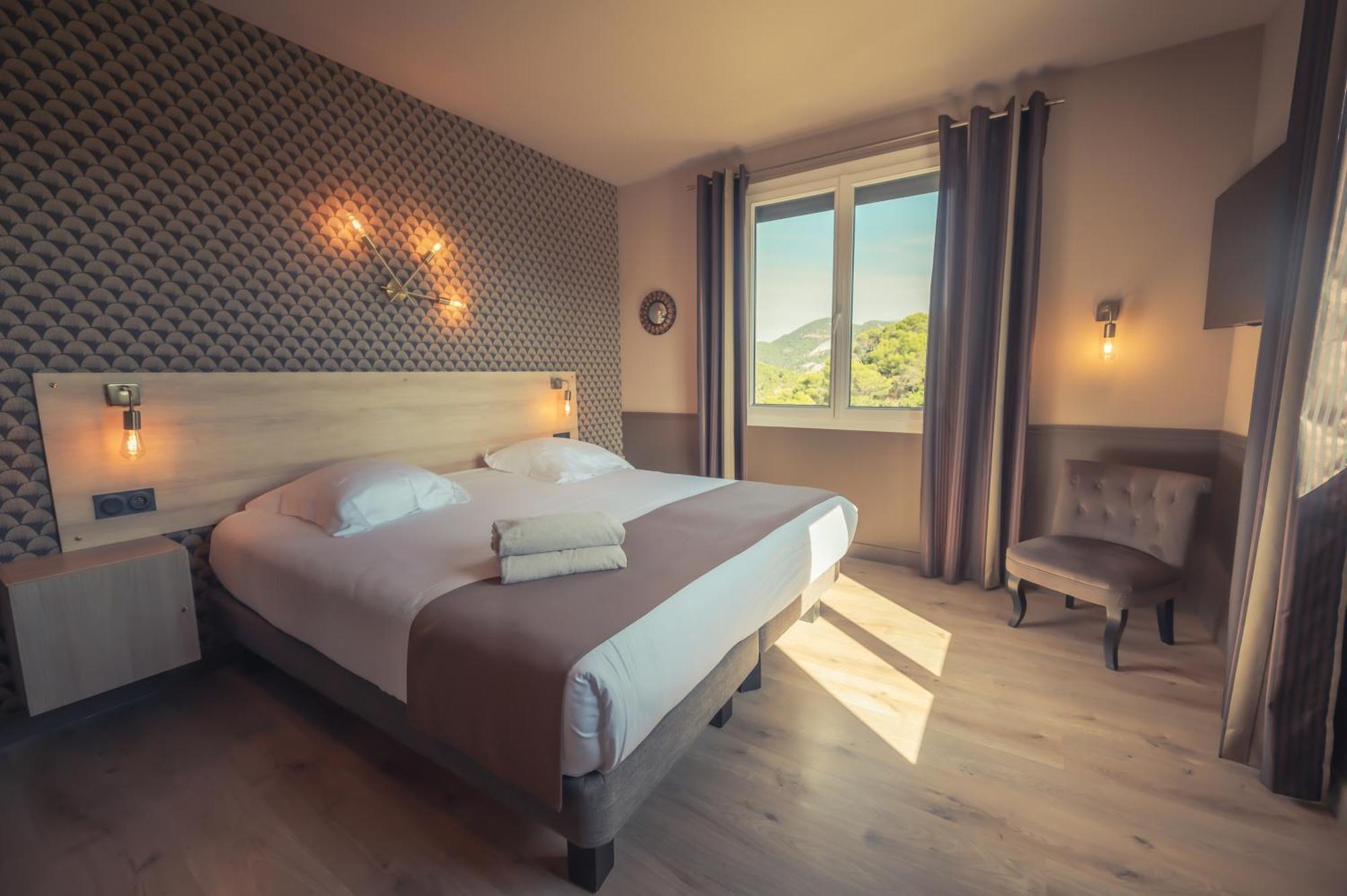 Logis Hotel Restaurant Le Plantevin Propiac Kültér fotó