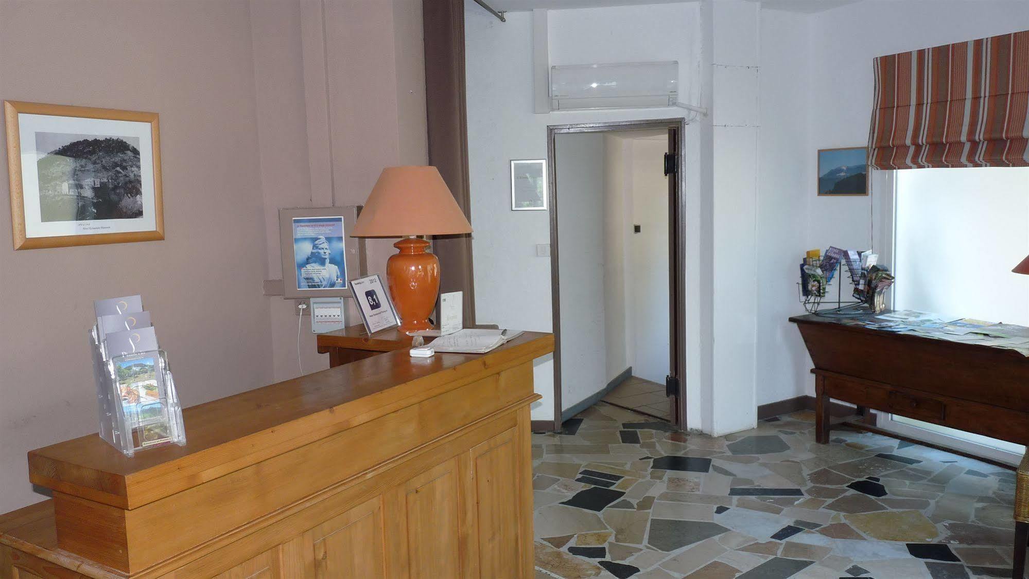 Logis Hotel Restaurant Le Plantevin Propiac Kültér fotó